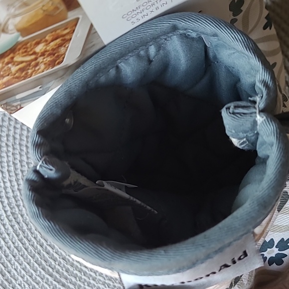 KitchenAid Mini Mitts - Picture 4 of 9